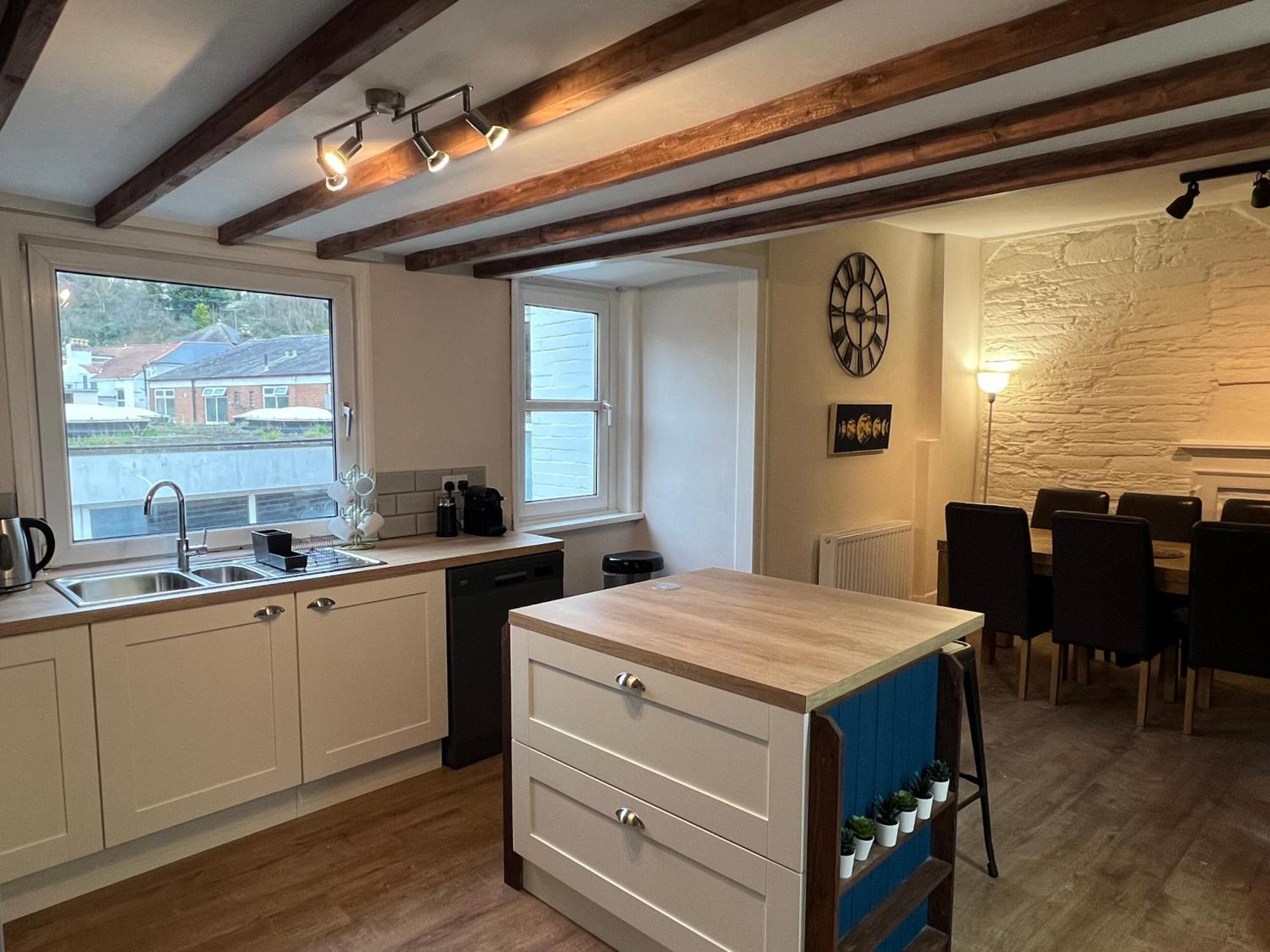 A Spacious 2 Bed Flat In Kingsbridge Town Zewnętrze zdjęcie