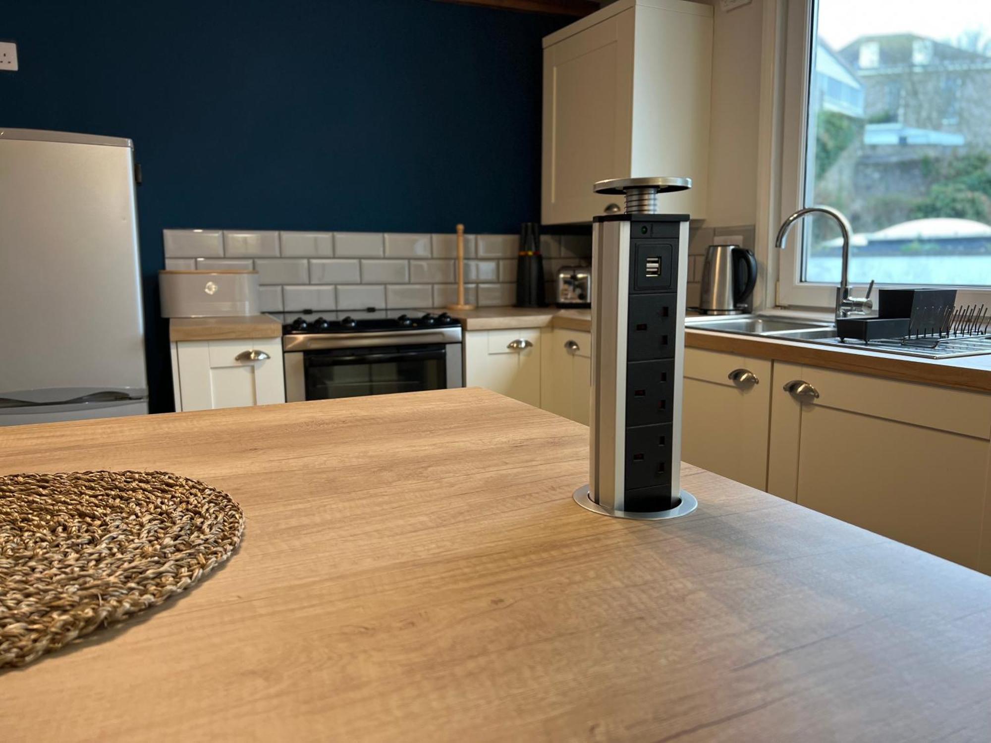 A Spacious 2 Bed Flat In Kingsbridge Town Zewnętrze zdjęcie